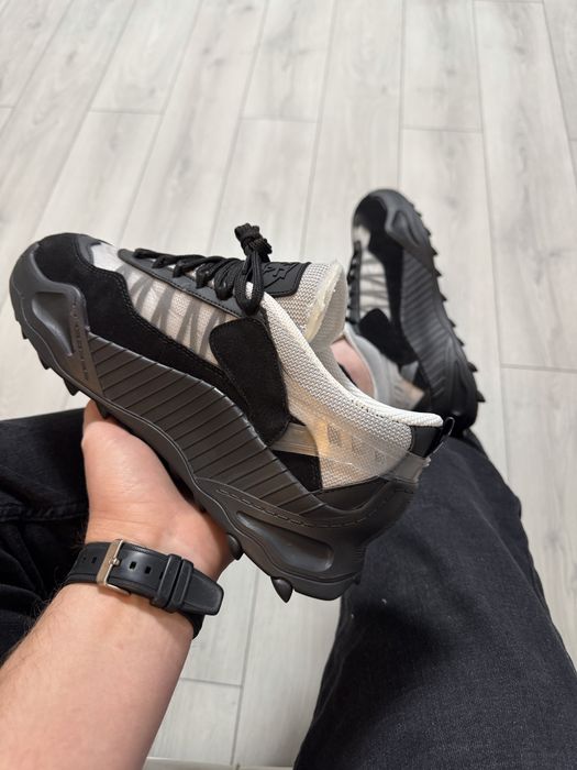 Adidasi Barbati OFF White Negru & Gri!