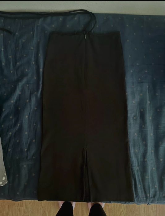 Fusta calvin klein lunga mulata cu sireturi ce inconjoara abdomenul