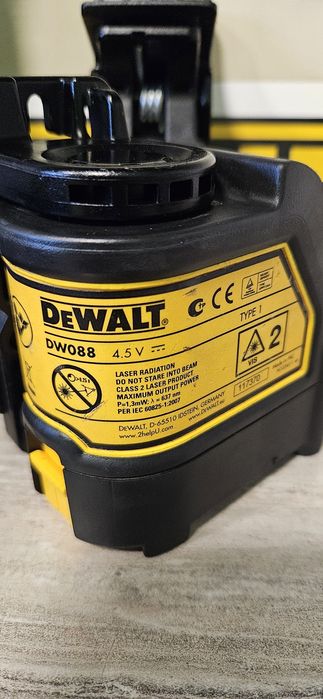 Dewalt Линеен Лазерен Нивелир DW088