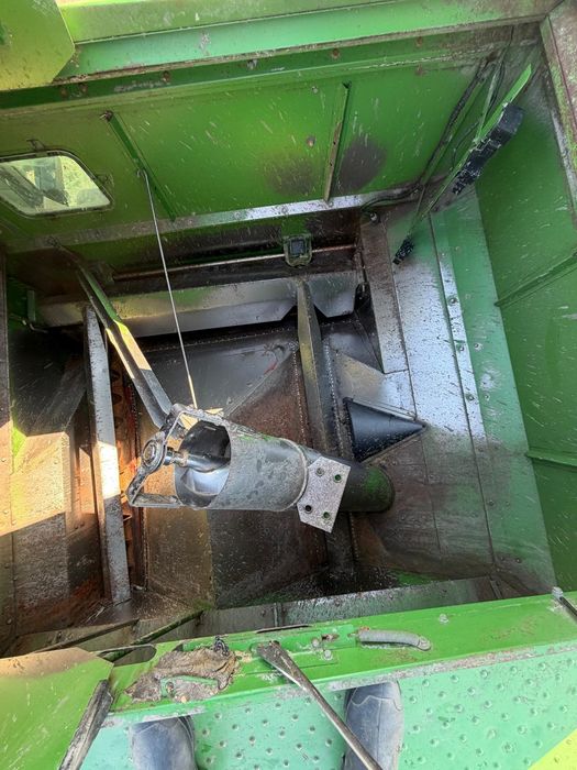 Combina John Deere 2056