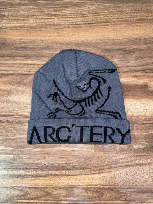 Căciulă ARC’TERYX – Design Iconic, Street & Outdoor