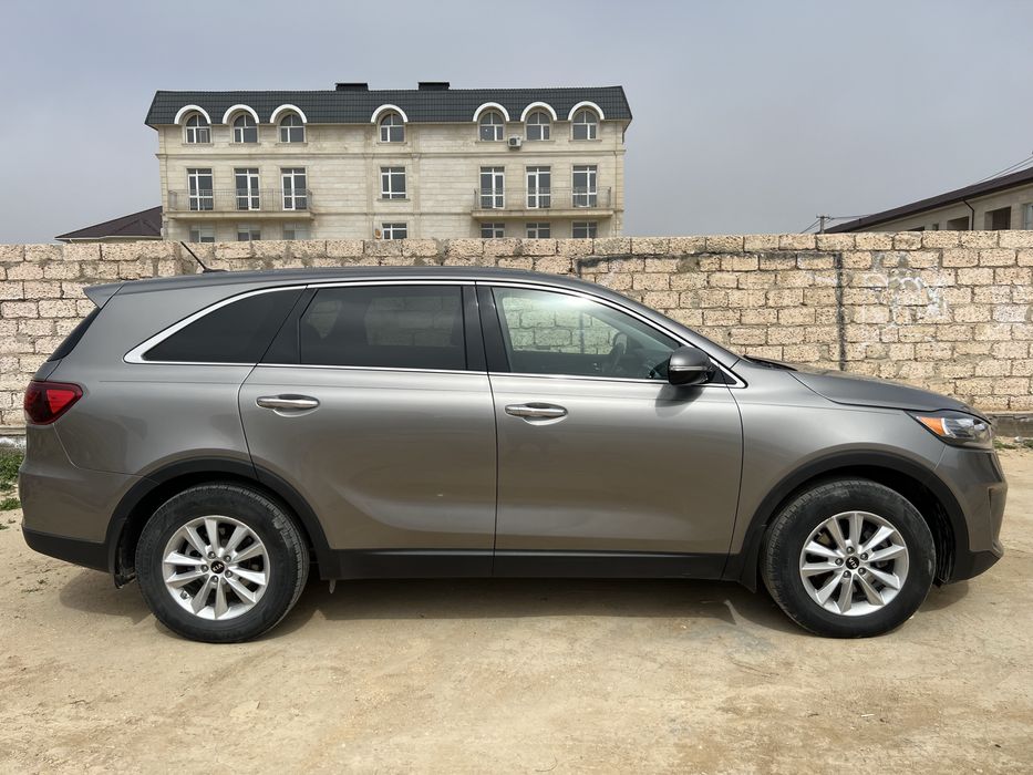 Продам машину Kia sorento 2018г срочно