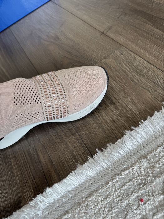 Красовки нарядные 39-40 р