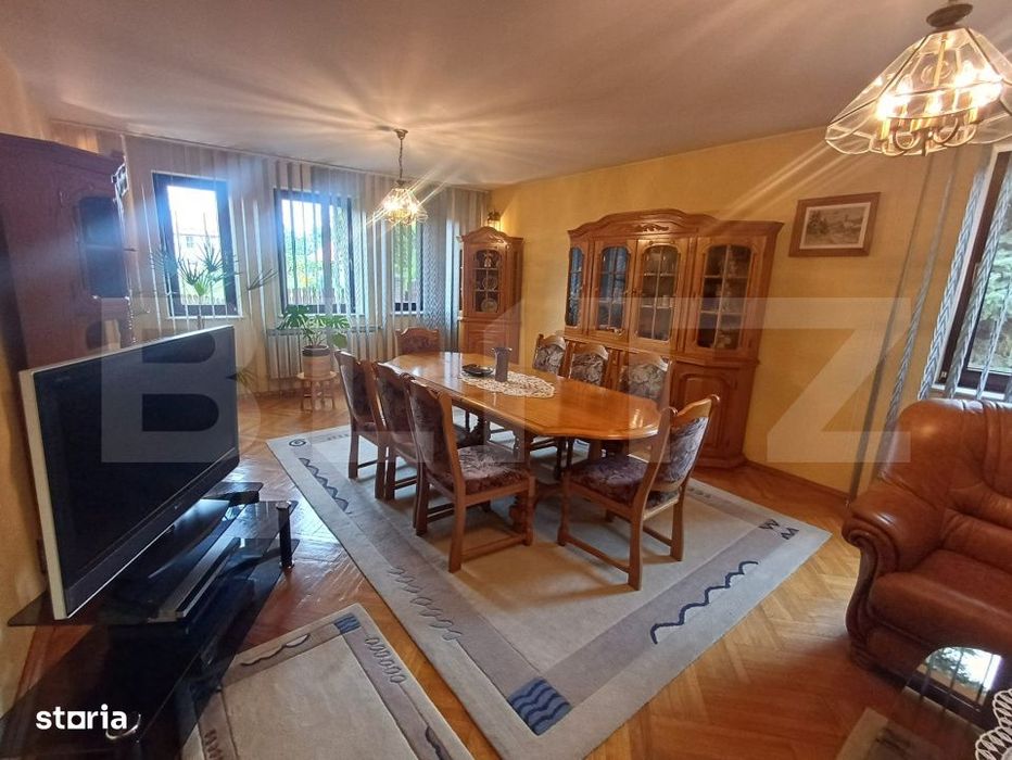 Vila de vanzare, 310 mp, teren 698 mp, zona Burdujeni