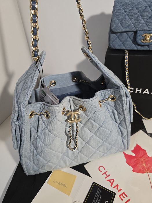 Налична чанта Chanel Hobo 25S Denim