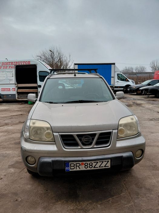 Dezmembrez Nissan x-trail 2.2 diesel 2004