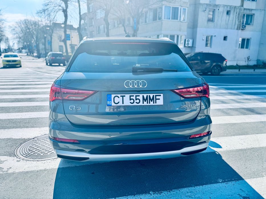 Audi Q3 1.5tfsi.