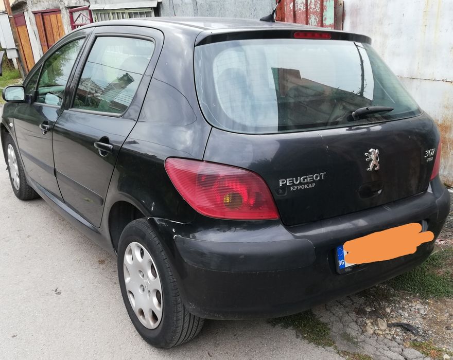 Пежо 307  2 броя на части 2002 1.6 HDI 109коня и 2.0hdi 90коня и 110ко