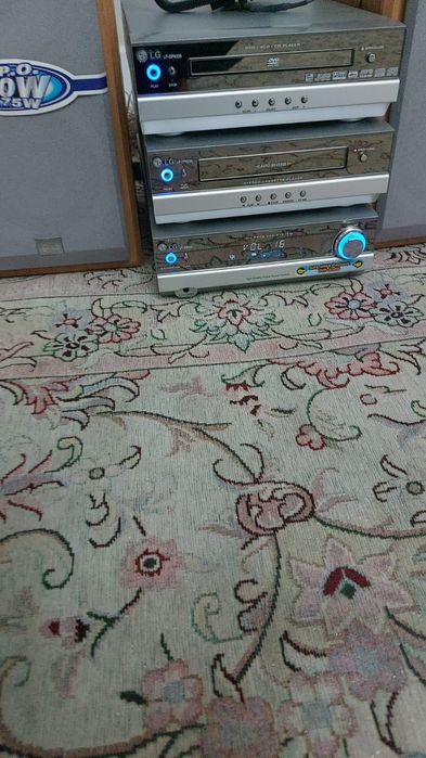 Музыкальный центр