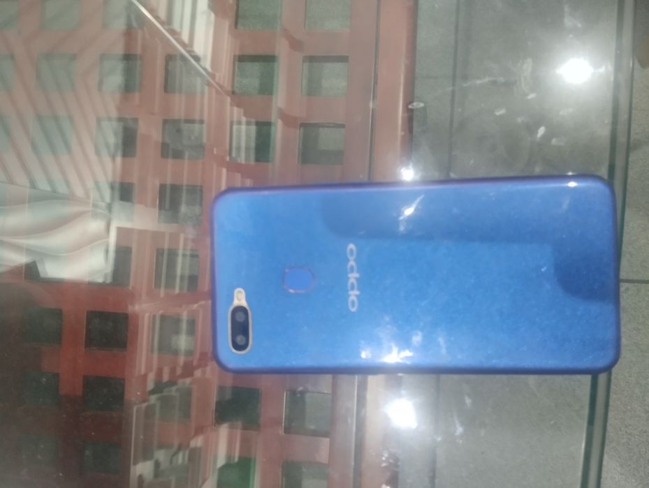 Продам телефон Oppo A5s