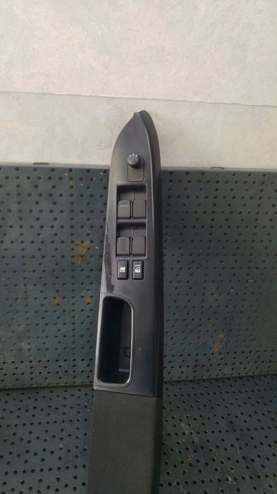 Bloc butoane geamuri oglinzi suzuki sx4 ey gy 8372555l10