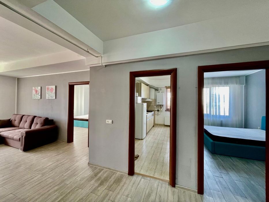 Inchiriez ap 3 camere mamaia