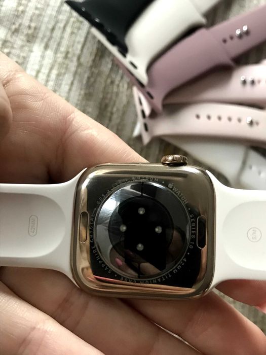 Apple Watch seria 10 2024 GPS 42mm ROSE gold NOU impecabil + 10 accesorii