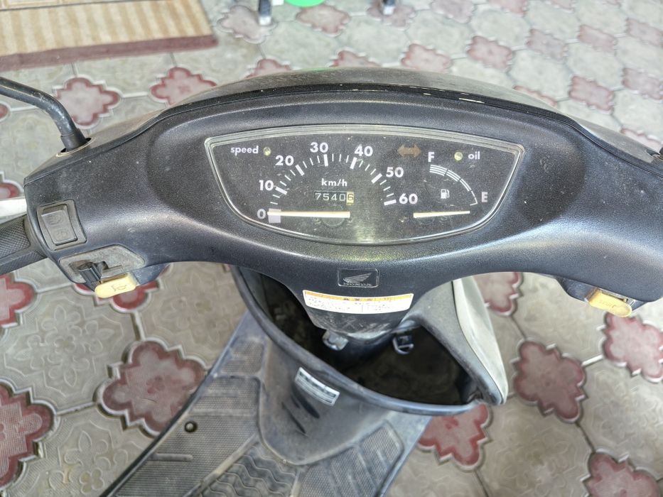 Мопед Suzuki, Honda