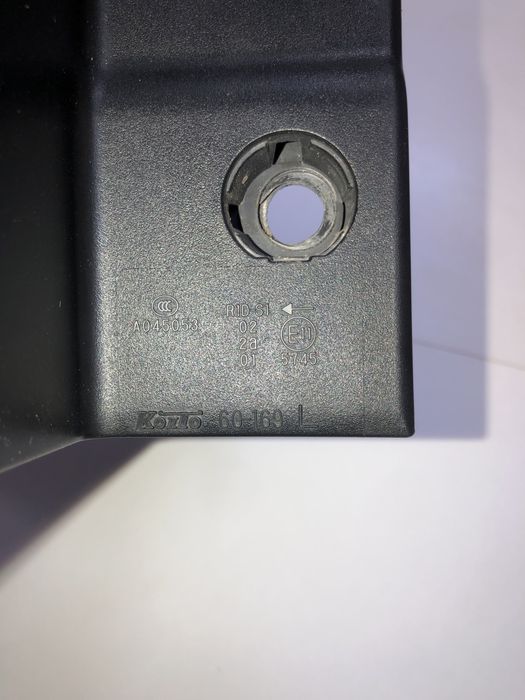 Фонарь тойота 200