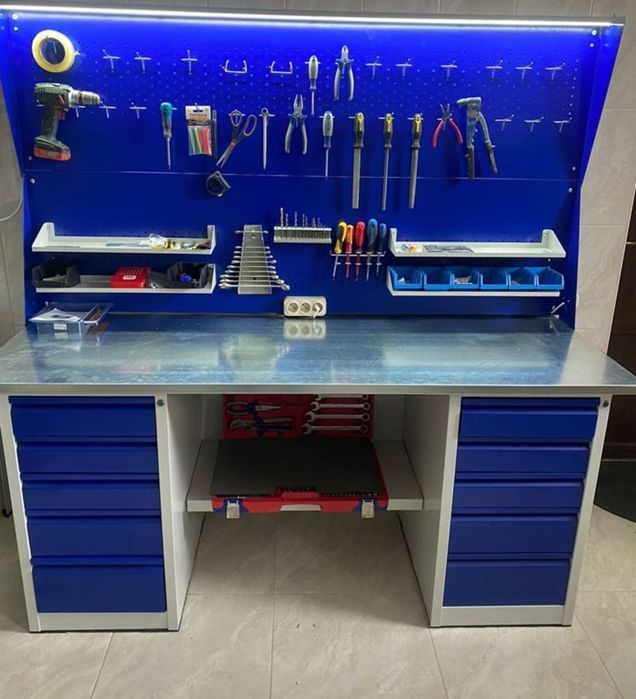 Верстак слесарный