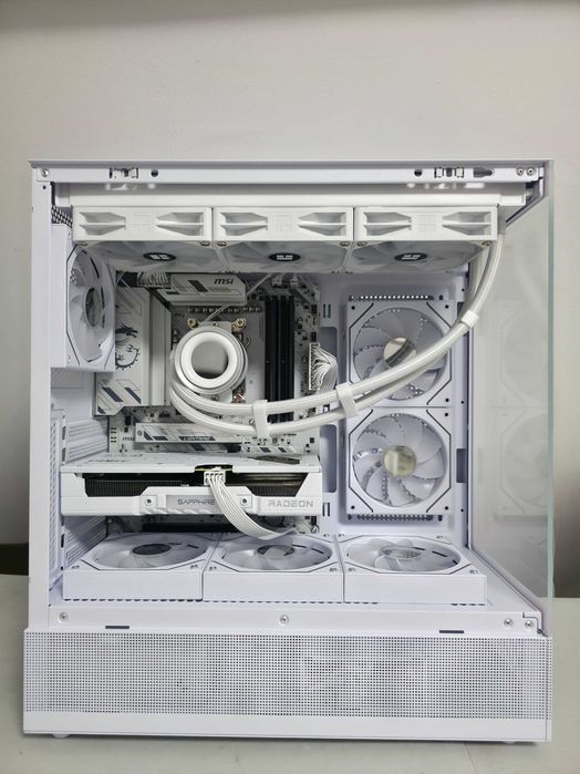 PC Gaming Ryzen 7 7800X3D RX 9060 XT 16GB