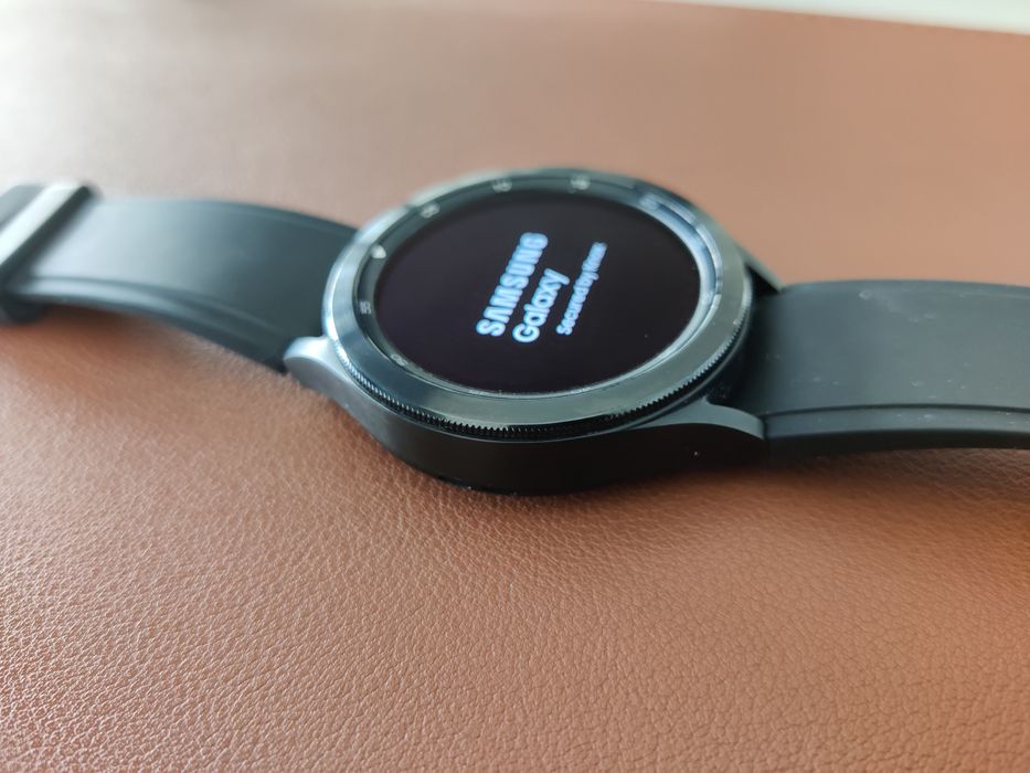 Часы Samsung galaxy watch 4 classic