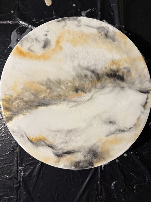 Маса холна с епоксидна смола