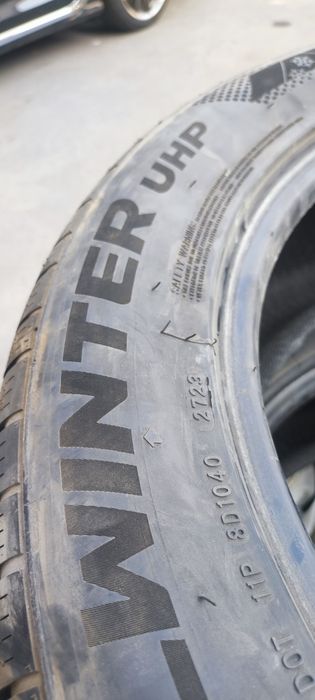 255/50 R20 109V Royal Black