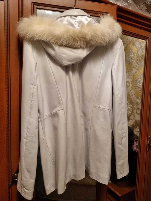 Дамско кожено яке. От 96 лв. на 52 лв.