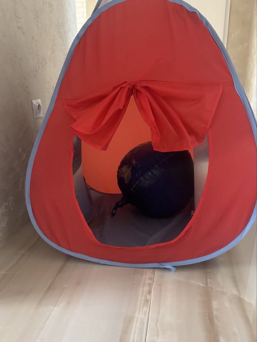 Палатка макуин, тунел, дървена кутия за играчки и конструктор