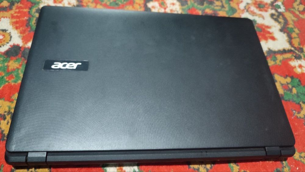 Notebook Acer sotladi