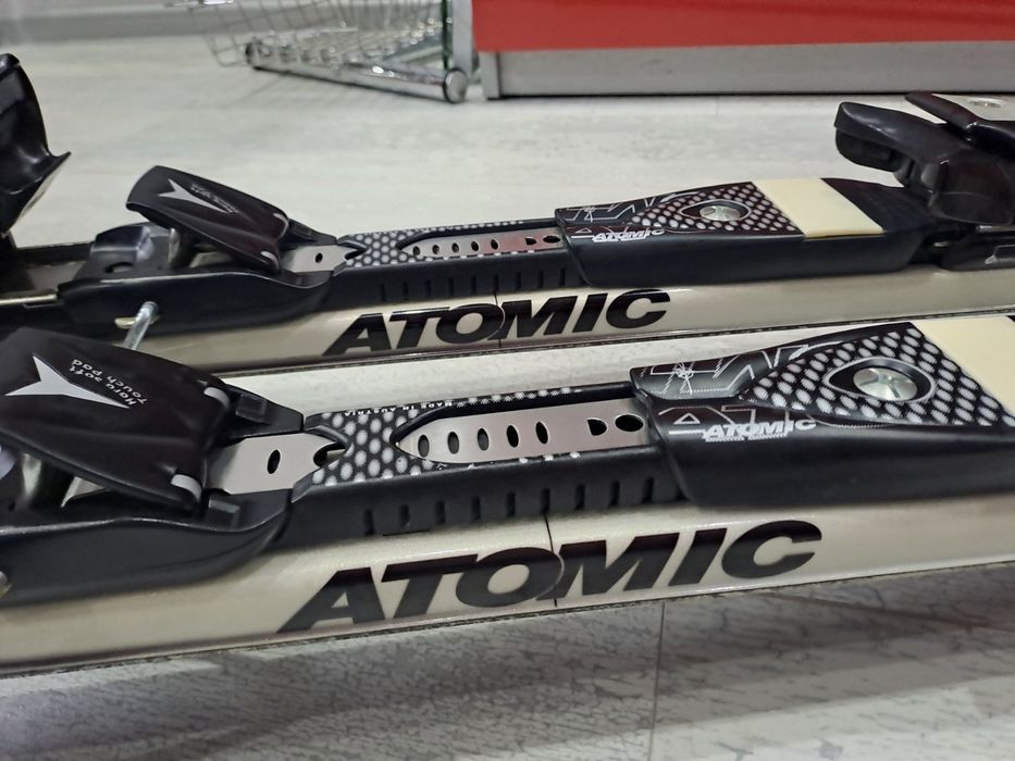 Ски ATOMIK  Beta V-(178см)