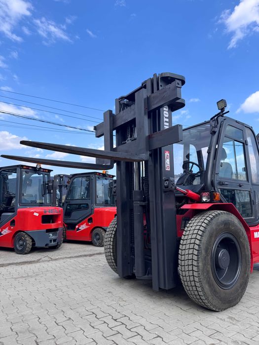 Motostivuitor Manitou 5 tone Diesel teren accidentat