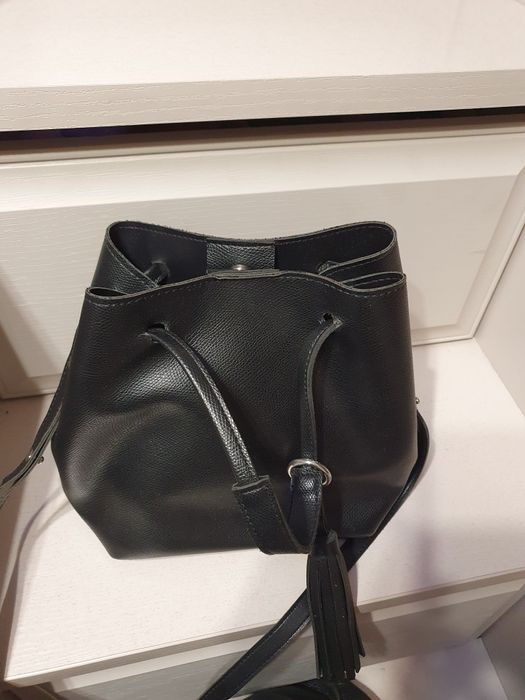 Продам рюкзак  чёрного цвета