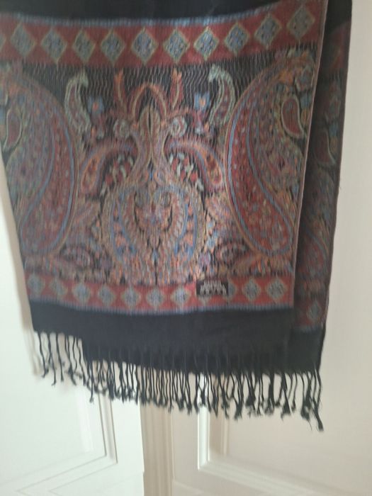 Esarfa  de  dama  pasley