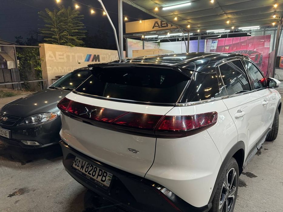 Xpeng g3 520,  2021 йил 4 та янги балон, олди ва томи броний плёнка,