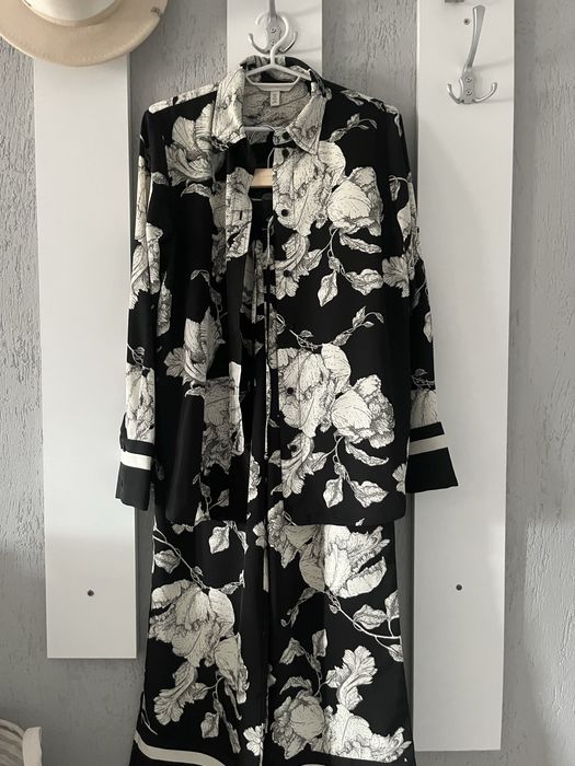 Комплект панталон и риза