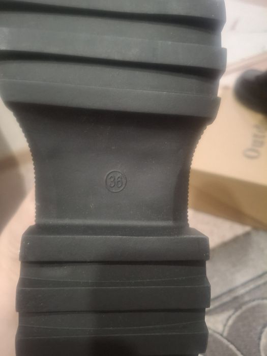 Продам сапоги челси