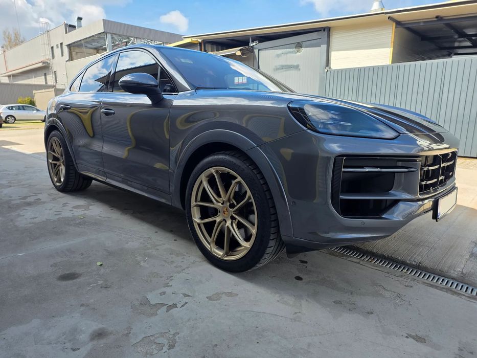 Porsche Cayenne Coupe
