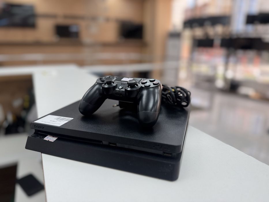 Приставка Sony PlayStation 4 Slim (CUH-2108A)/Рассрочка 0-0-12
