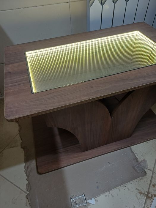 Продам 3d журнальный стол