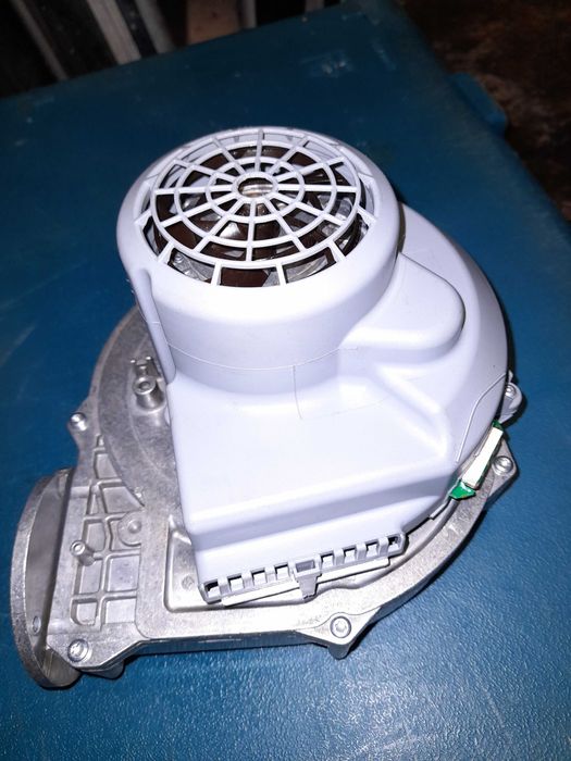 Ventilator, pompa, placa electronica centrale termice