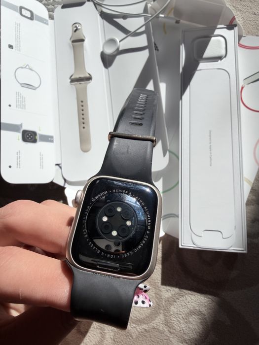 Apple Watch 8 серия