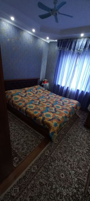 Дома  учтепа тумани 3хона 4хона КБ яшасаям болади  этаж  газ свет бор