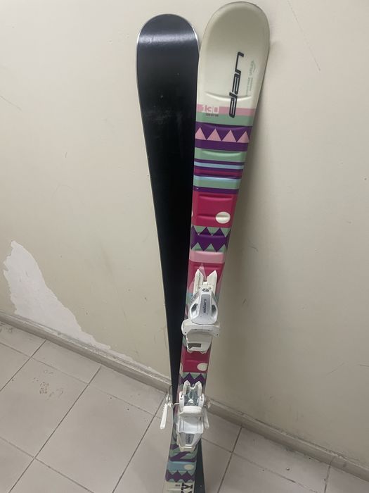 Лыжный комплект с каской и ботинками