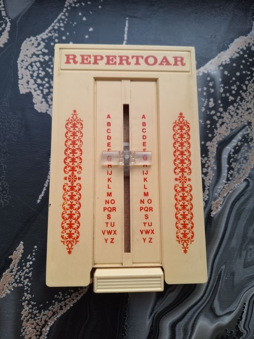 Agenda telefonica-repertoar-Romaneasca-anii 80