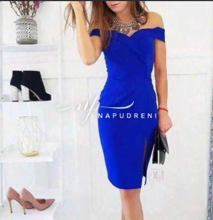 Нова синя рокля с паднали рамене