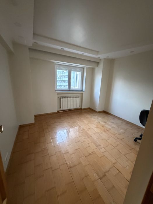 Inchiriez apartament 3 camere Bd Mircea Voda