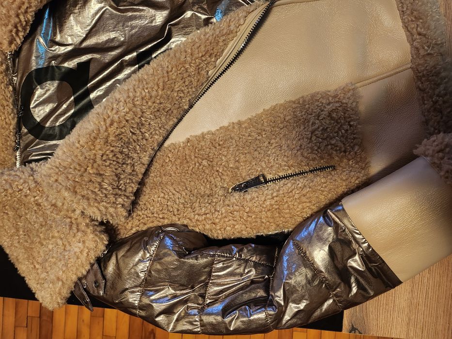 Яке на марката  GUESS