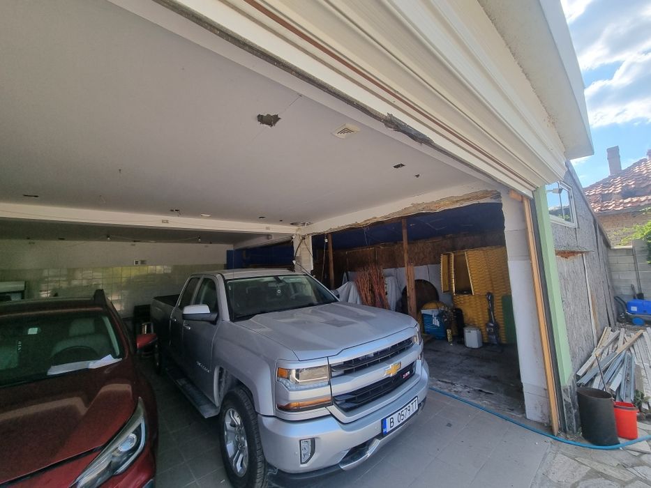 Продава се Магазин в Варна, Базар Левски - 893 кв.м за 370 €/кв.м - Снимка #3