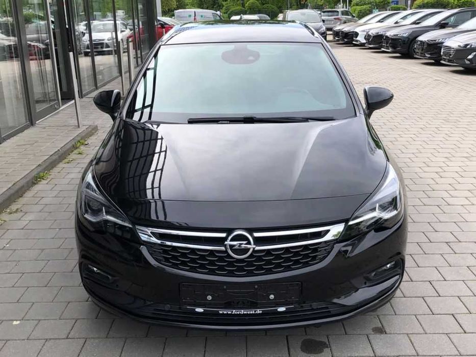 Inchiriere masina Opel Astra break 1.6 diesel