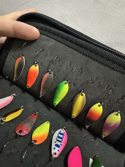 Комплект клатушки 1-3.6 г – 47 бр + калъф Abu Garcia