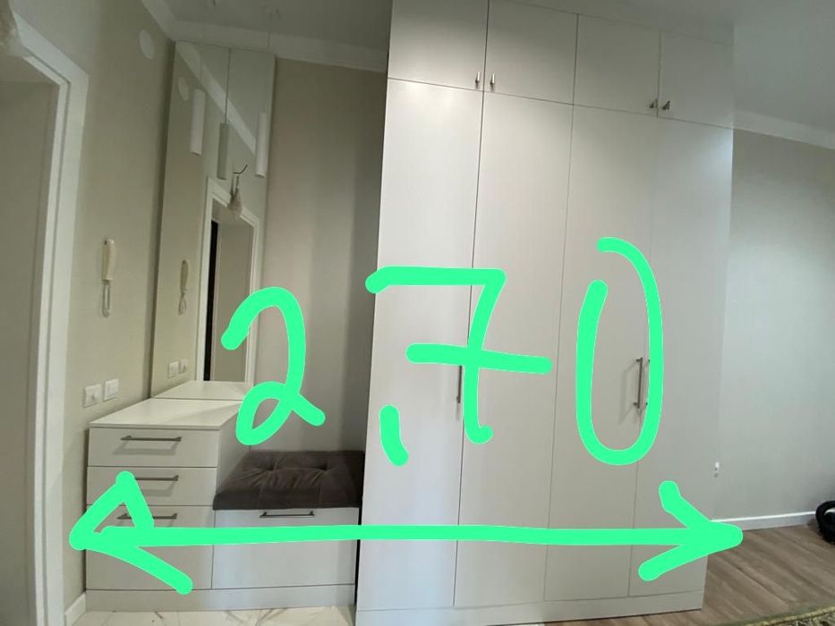 Продам прихожую.