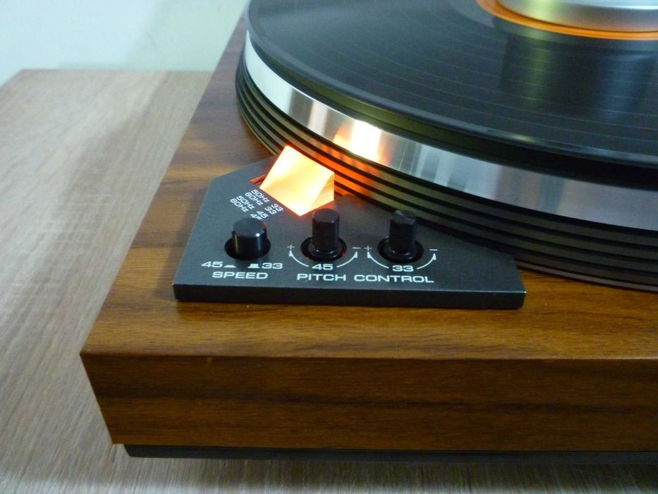 nou !  pick-up   akai    ap-206c